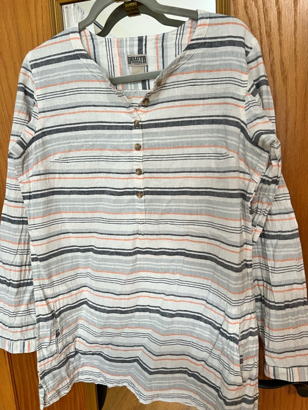 Duluth Trading Co White Henley Top with Navy & Coral Stripe Organic Cotton/ Hemp